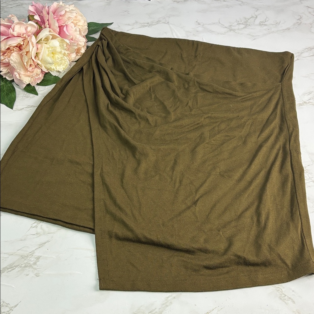 Vince Olive Green Womens Asymmetrical Front lightweight Skirt size large New
